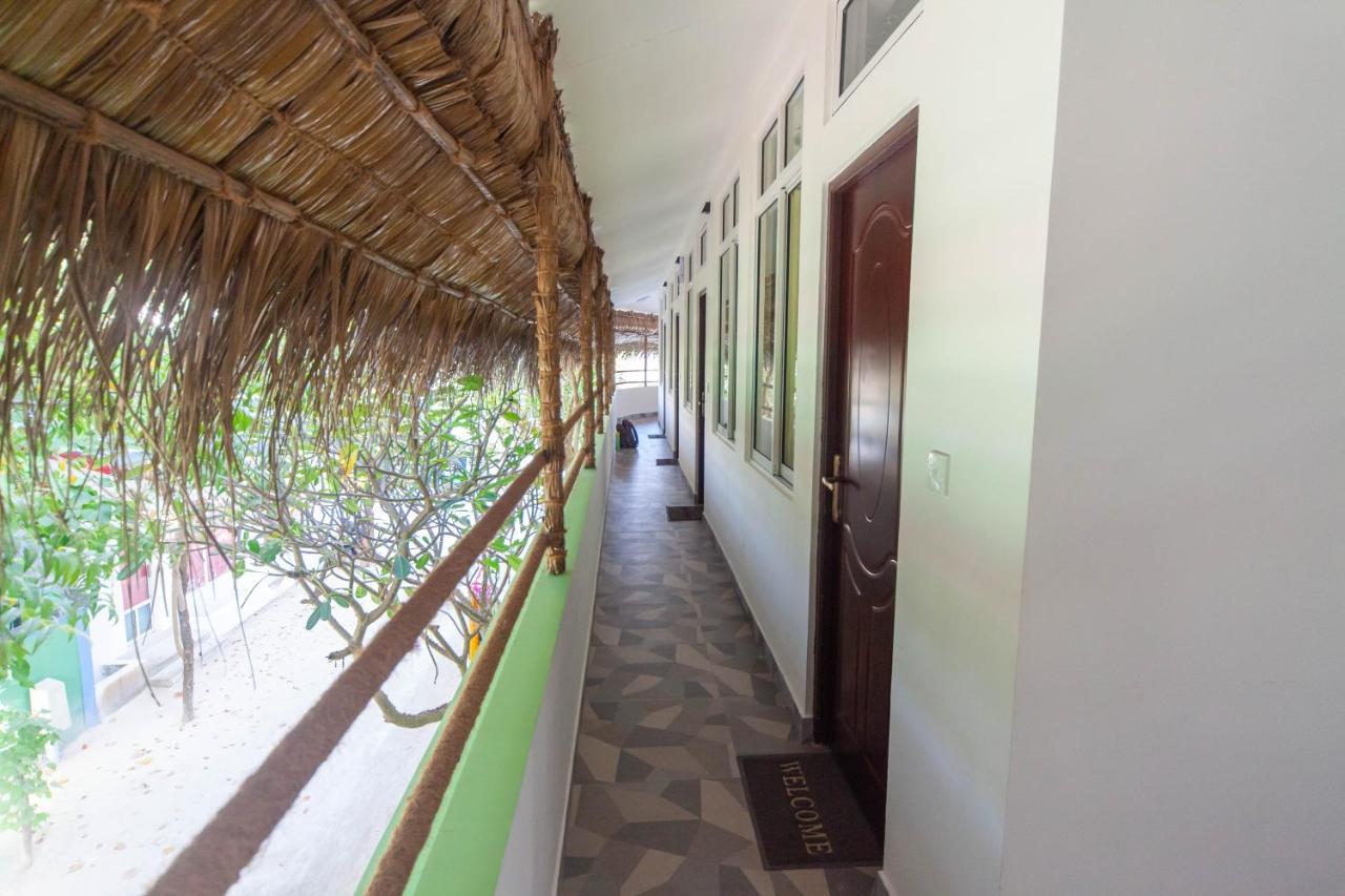 Dhangethi Inn Exterior foto